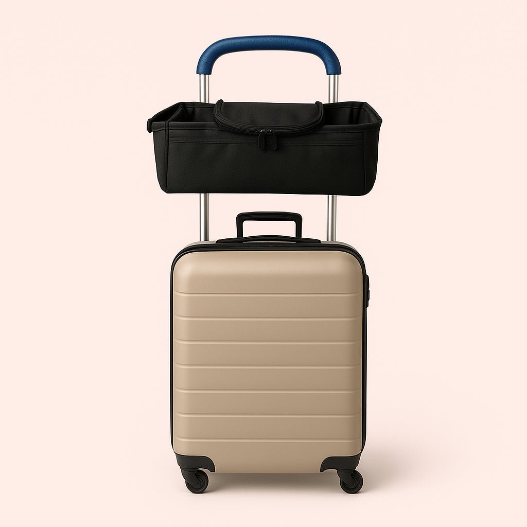 barnevognstaske-i-sort-perfekt-til-rejse-og-hverdag-med-praktiske-rum-the-stroller-bag-is-neatly_15235821863299_scene2 Enhanced Barnevognstaske i Sort - Perfekt til Rejse og Hverdag med Praktiske Rum. The stroller bag is neatly organized atop a stylish airport luggage trolley, with a family preparing for travel in a bustling, well-lit airport terminal.